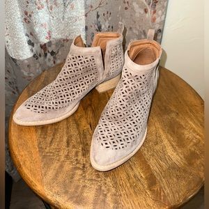 Jeffery Campbell mules